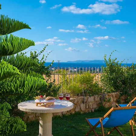 Villa Azzuro With Private Pool By Estia *